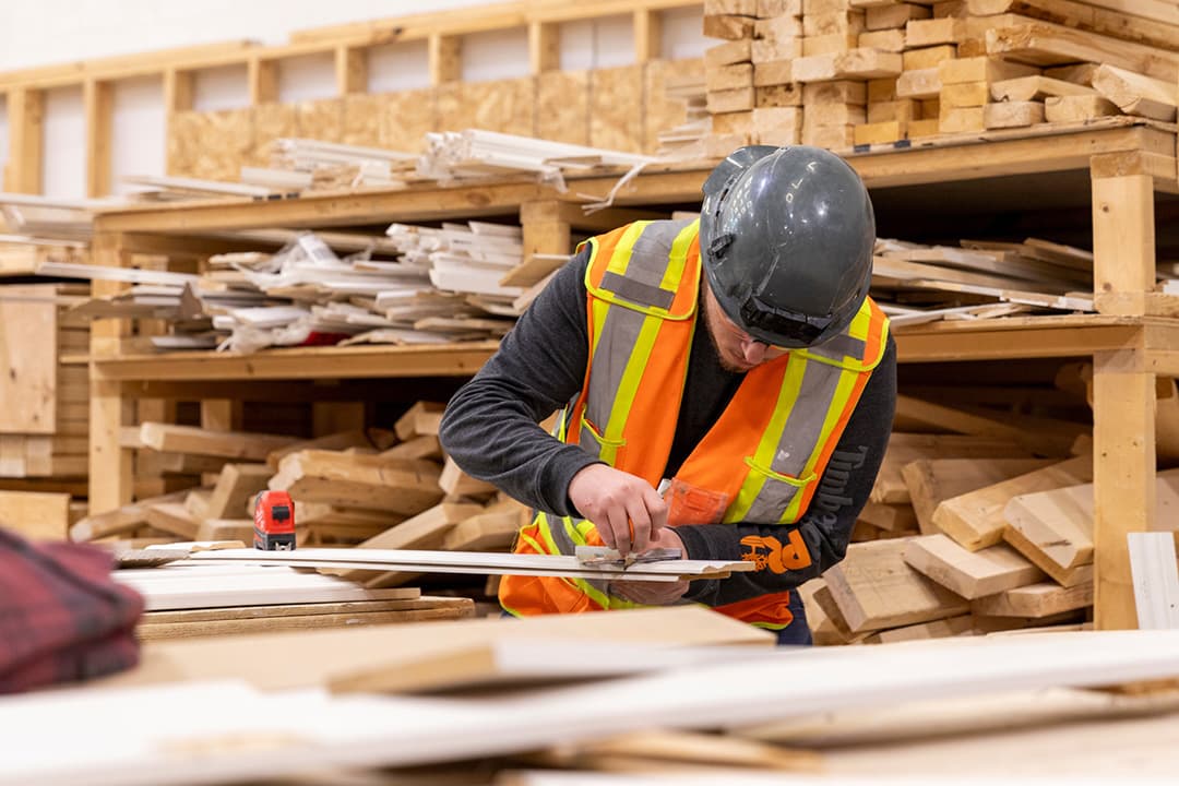 Finishing Carpenter